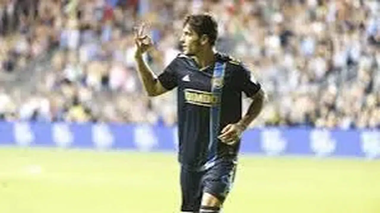 Beşiktaş, Julian Carranza için kiralama formülünü masaya yatırdı! Hedefine ulaşacak mı?