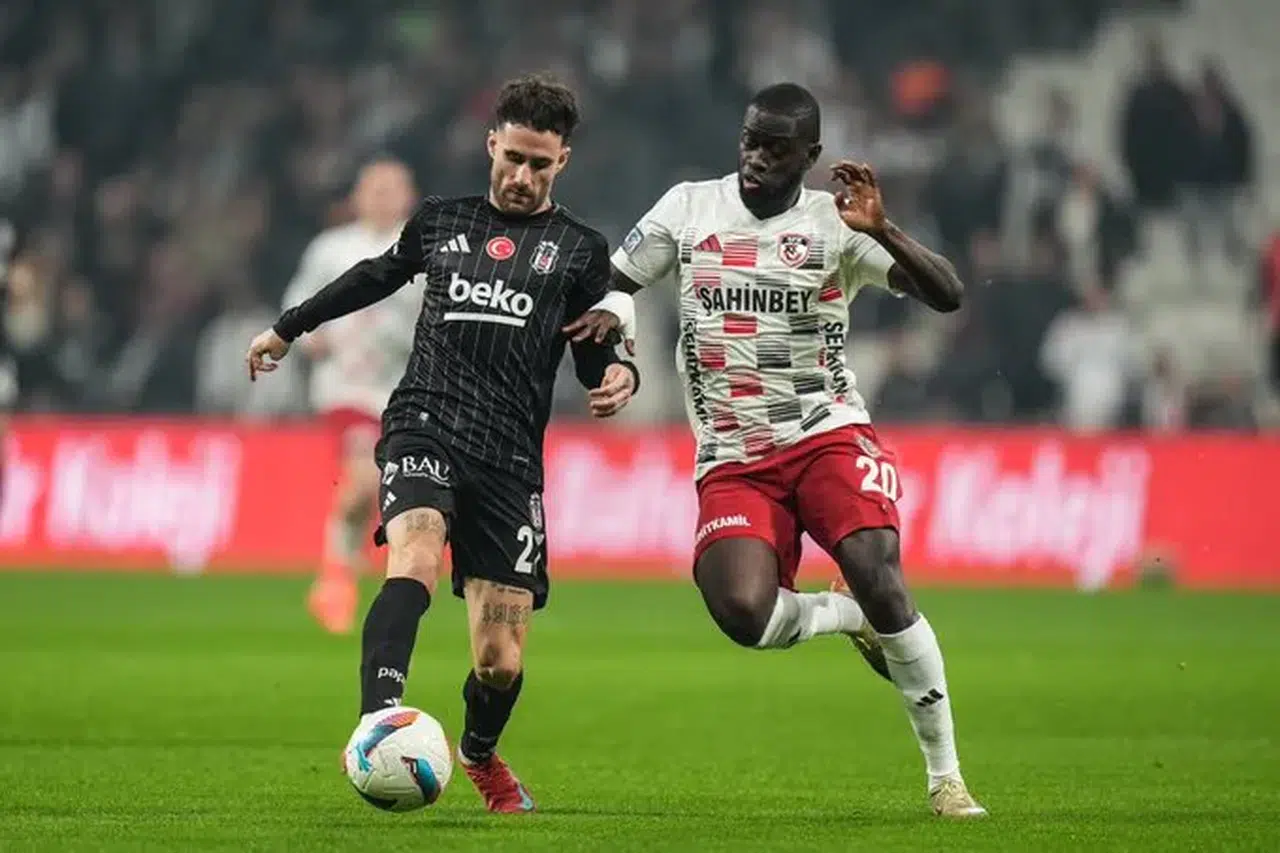 Trio'dan hakem eleştirisi: "Üç kırmızı kart verilmedi!"