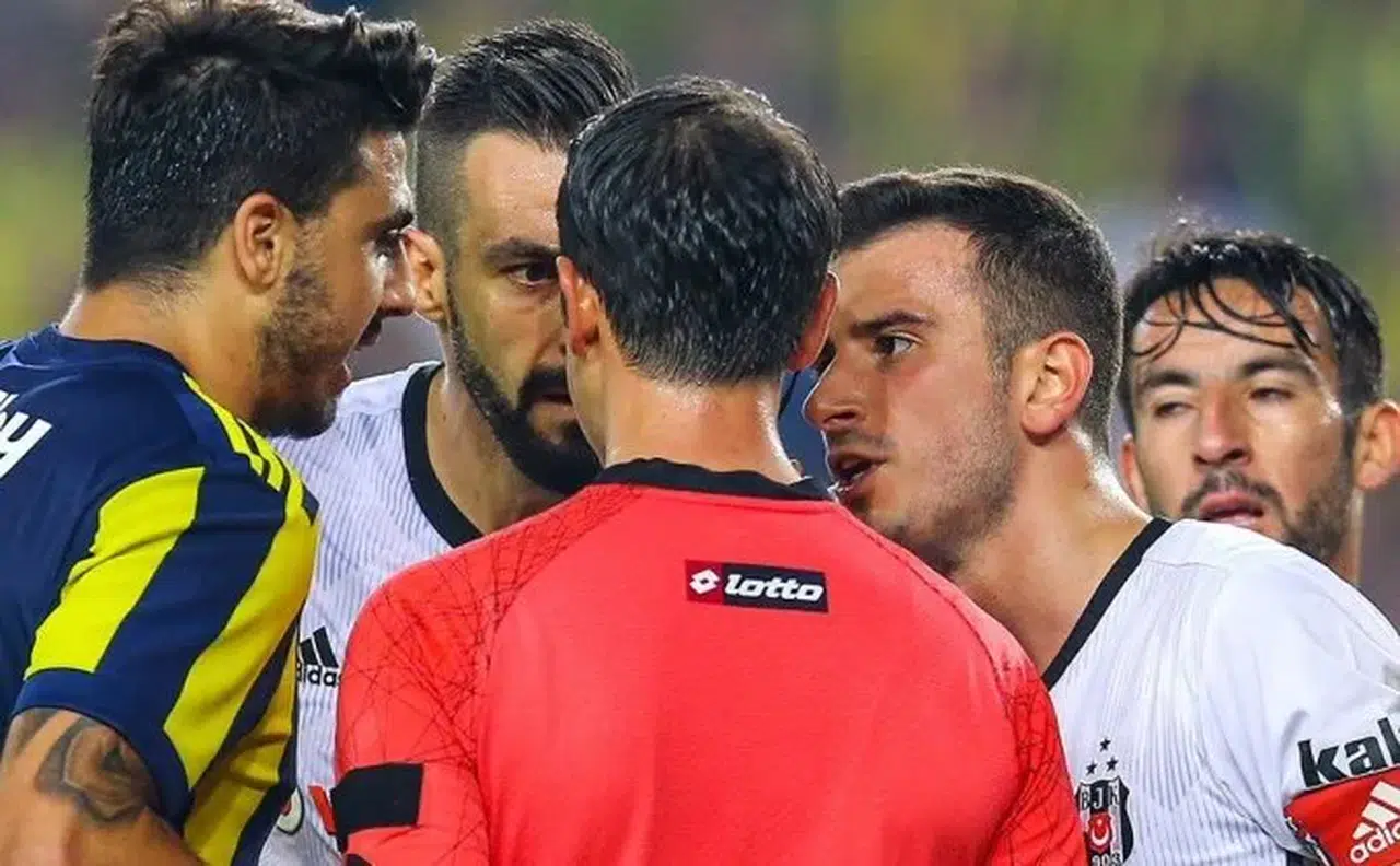 Oğuzhan Özyakup’tan Hakeme Tarihi Ayar