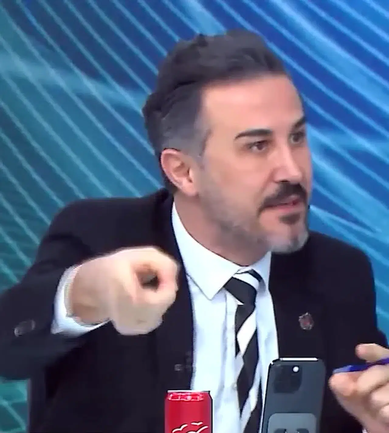 Bülent Uslu'dan Çarpıcı Sözler: "Avrupa'da Makyaj Akıyor, Gerçekler Ortaya Çıkıyor!"