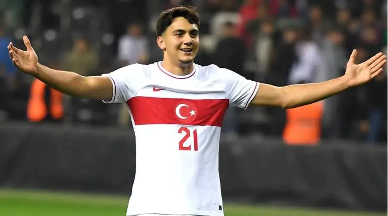 Solskjaer'den Genç Yıldızlara Destek: Mustafa Erhan'a Daha Fazla Şans!