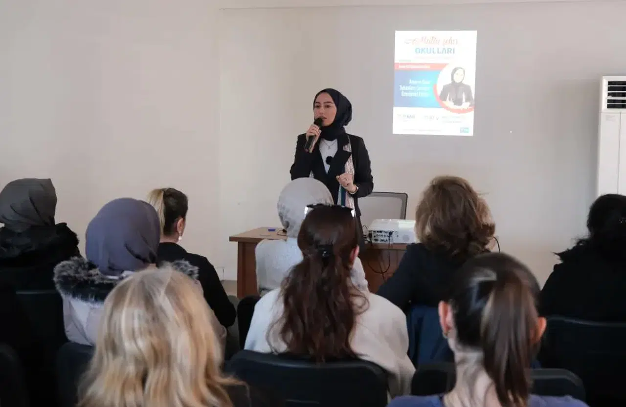 Anne ve babaların çocuklarıyla iletişim farkındalığı