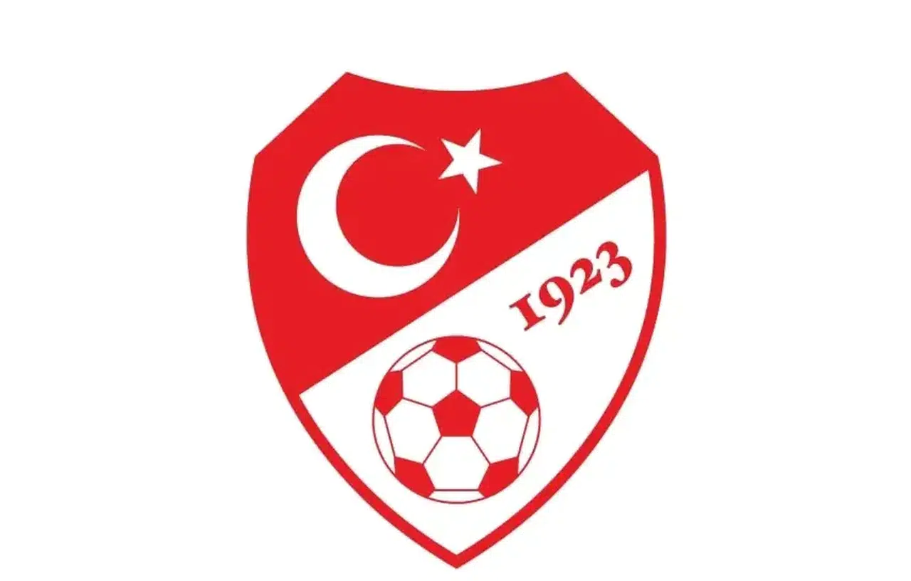 Türkiye Milli Futbol Takımı Tarihi ve Başarıları : Ay-Yıldızlıların Asırlık Yolculuğu