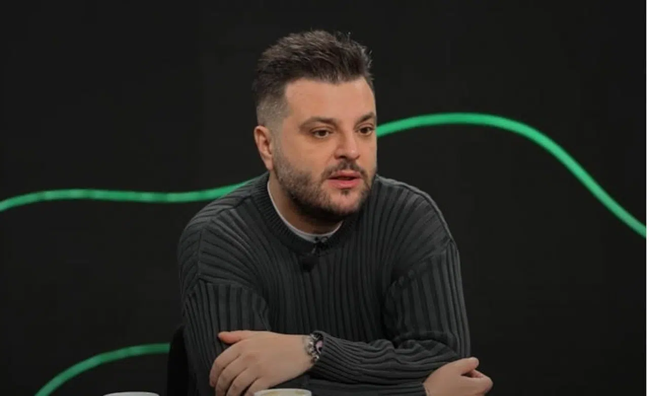 Candaş Tolga : "İstanbul’un Göbeğinde Rezalet, Kulüpten Tık Yok!"