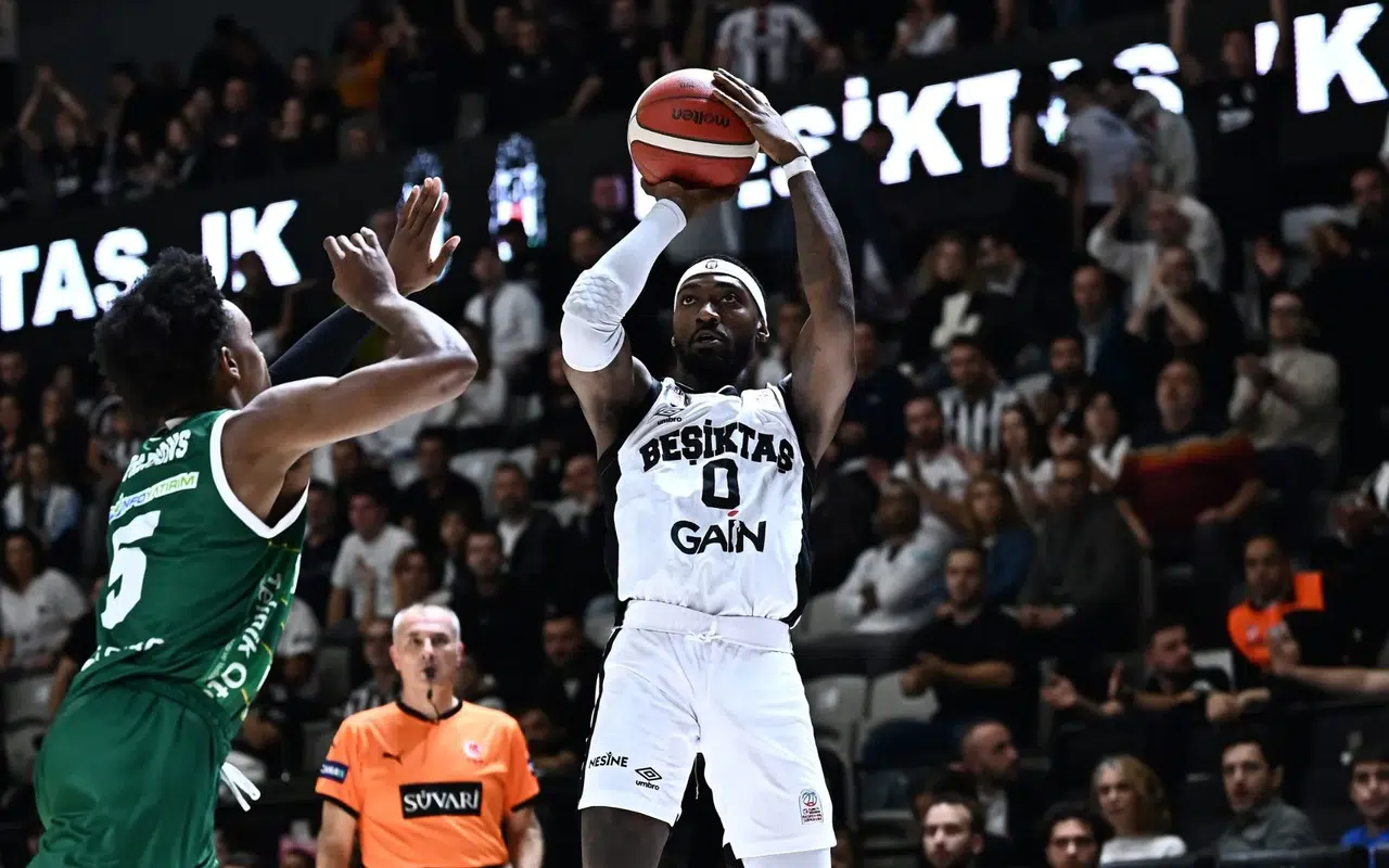 Beşiktaş, Akatlar’da Liderlik İçin Sahaya Çıkıyor!