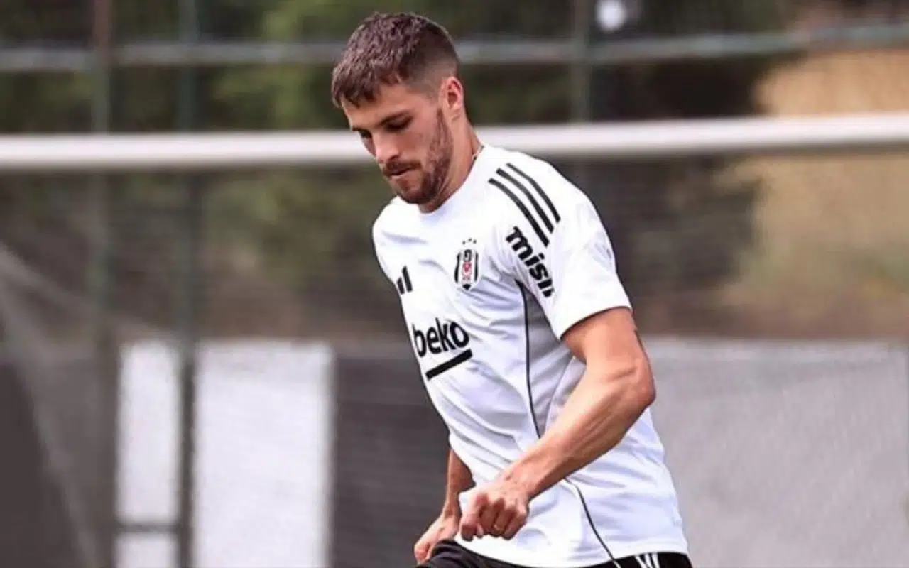 David Jurasek Kabusu: İlk Dakikasında Kendi Kalesine Gol