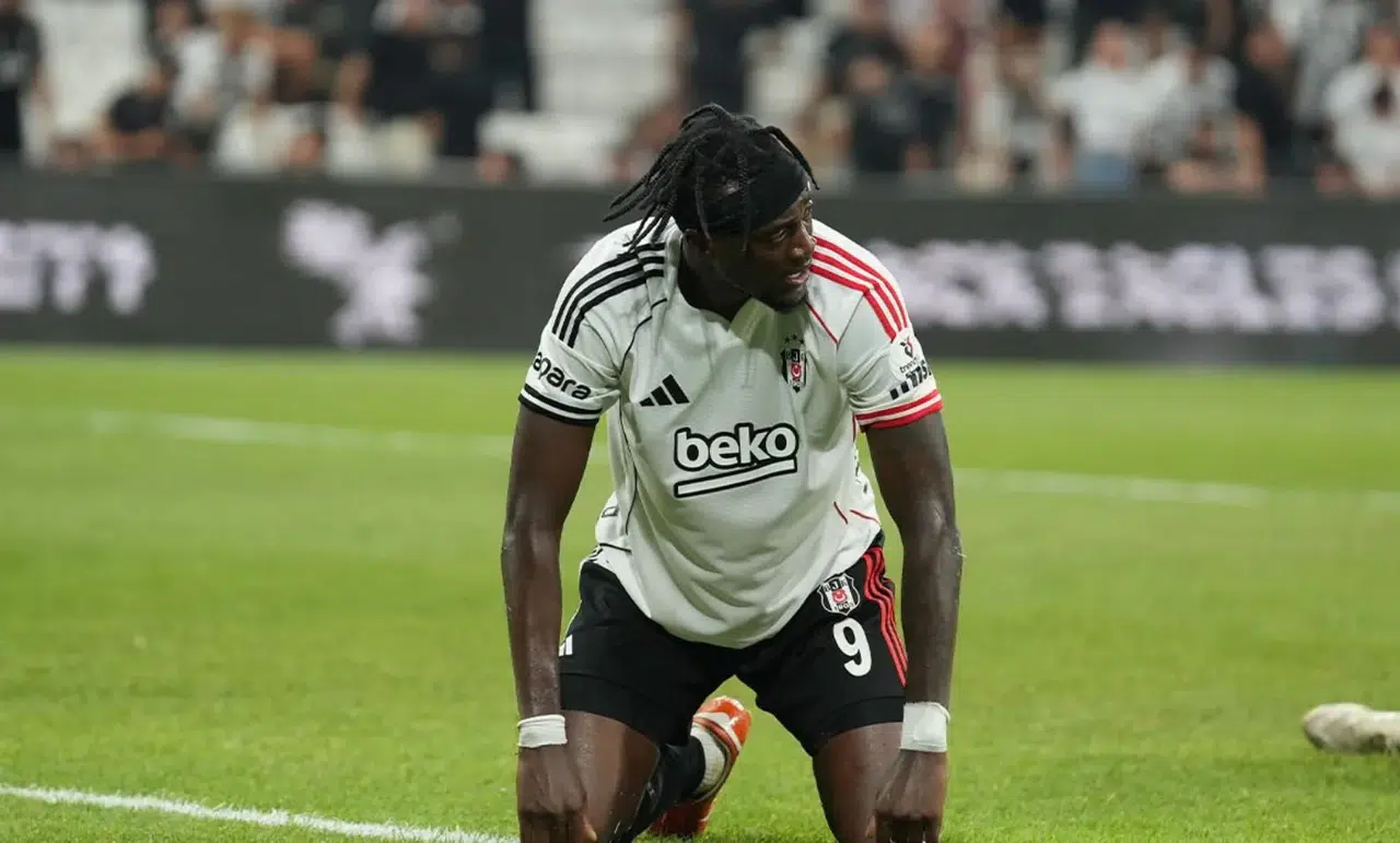 Beşiktaş’ın Golcüsü Abraham’dan Sakatlık Açıklaması