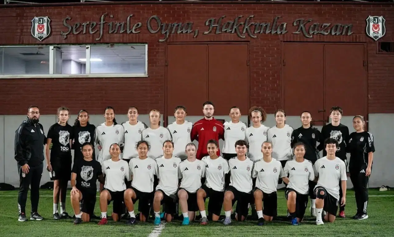 Beşiktaş Kadın Takımı, Hakkarigücüspor Karşısında Moral Peşinde