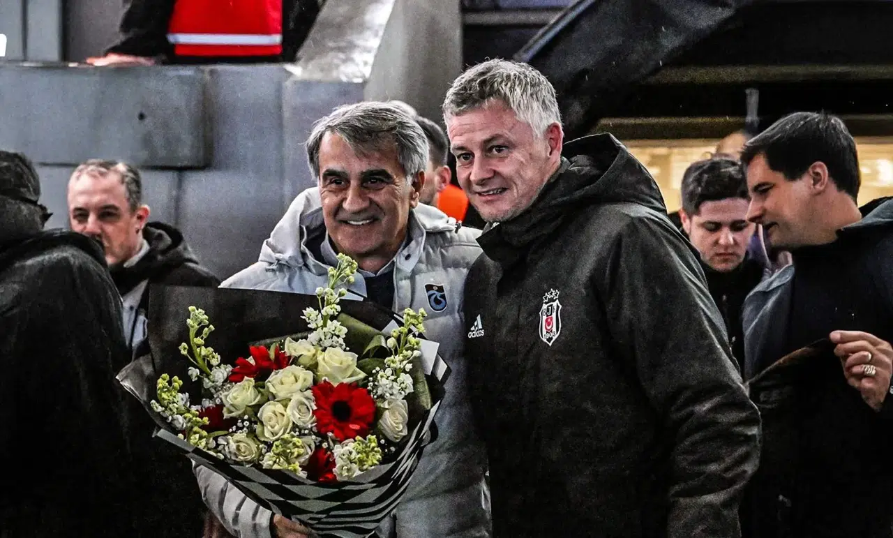 Beşiktaş'ın Eski Hocası, Tribünde Görüntülendi