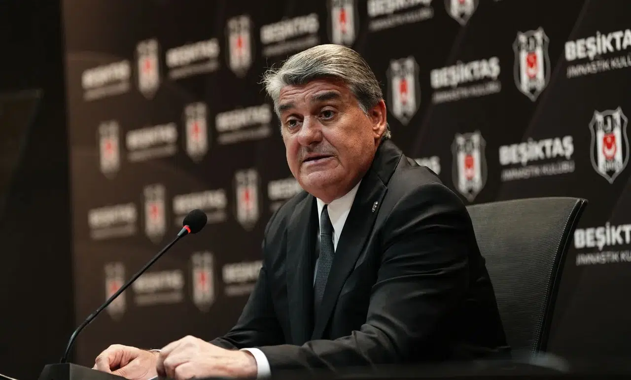 Beşiktaş VAR Kayıtlarını Dinledi Osimhen Gelişmesi