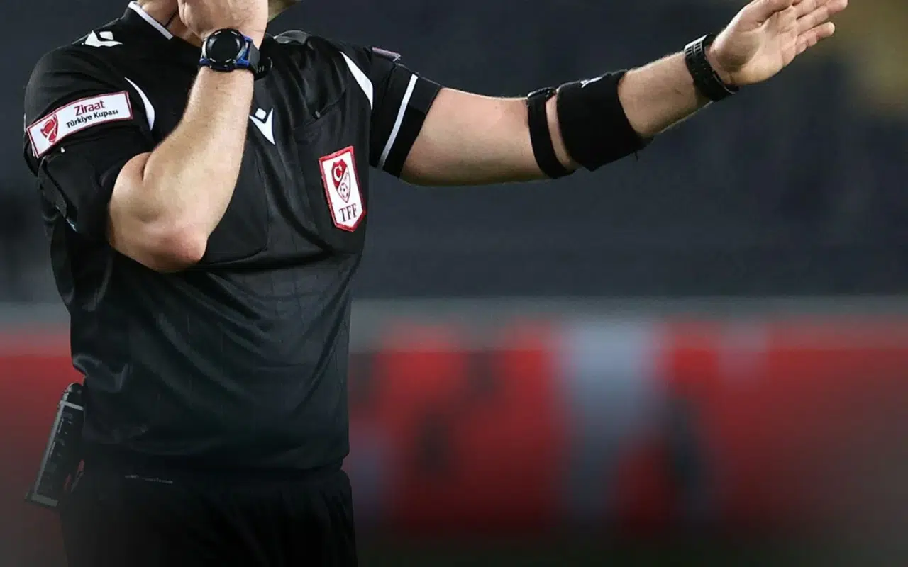 Süper Lig'e Yabancı Hakem Mi Geliyor?