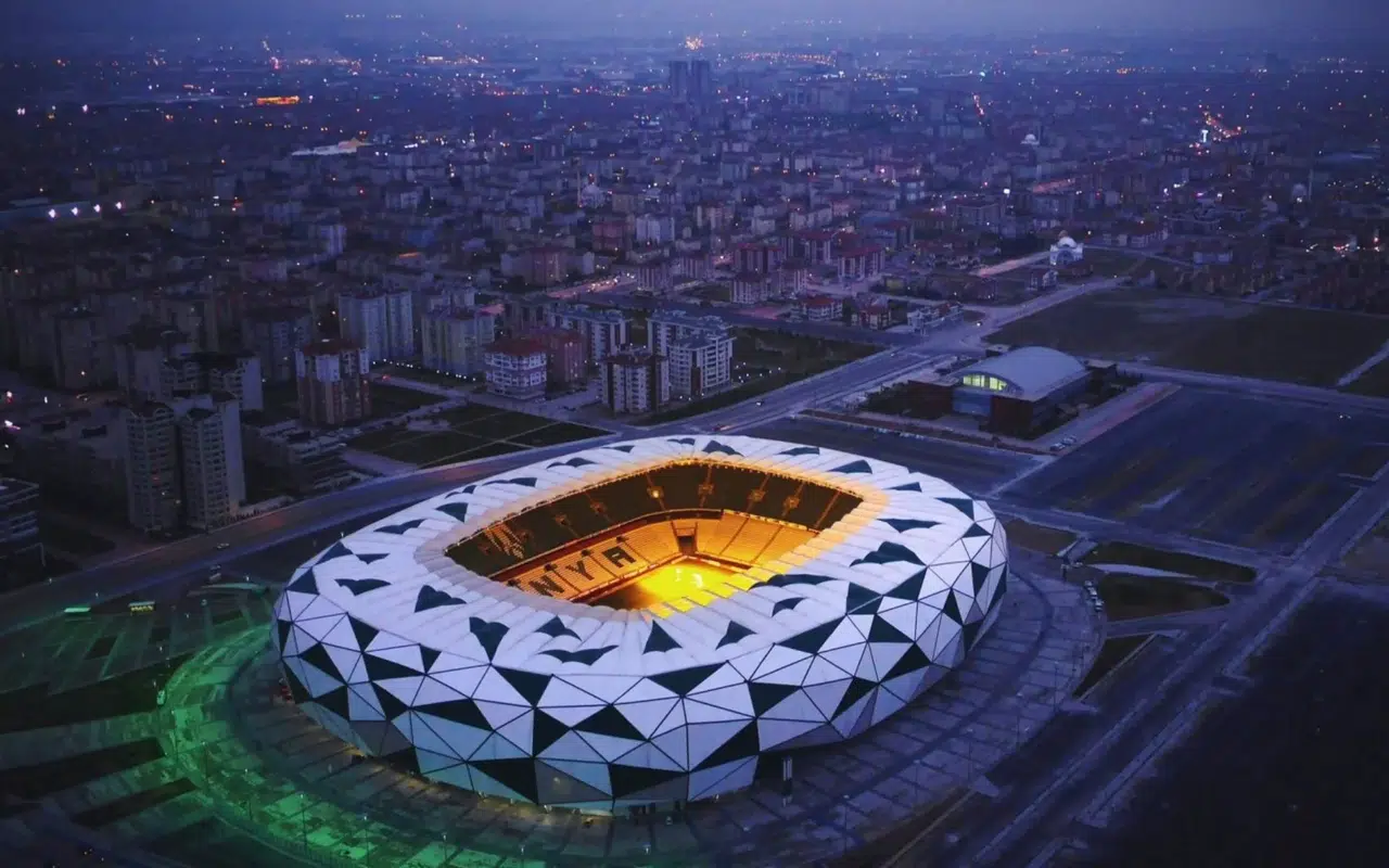 Eksiklerle sınav Konyaspor ve Antalyaspor çıkış peşinde