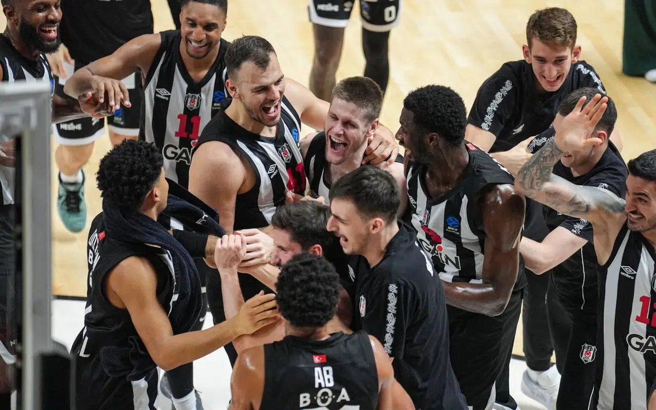 Liderlik yarışında kritik gece