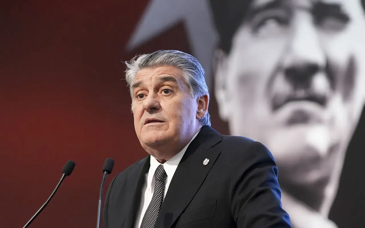 Serdal Adalı'dan Müjde