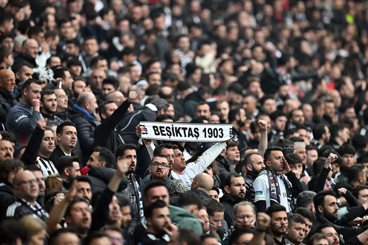 Beşiktaş’a şok sevk!