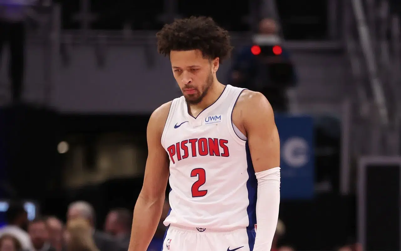 Pistons seriyi büyüttü, Harden 28 bin sayıyla zirveye tırmandı!