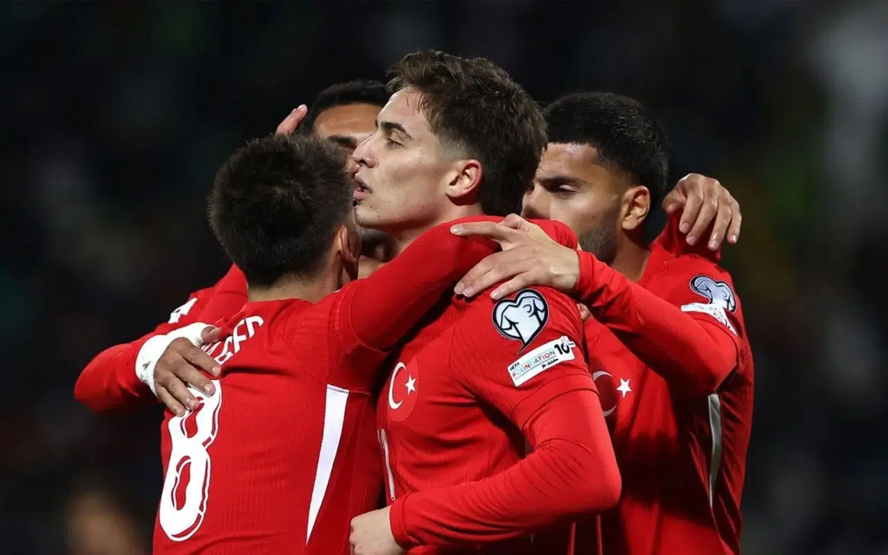 Türkiye'nin Bulgaristan karşısındaki ilk 11'i belli oldu! Orkun Kökçü'nün durumu!