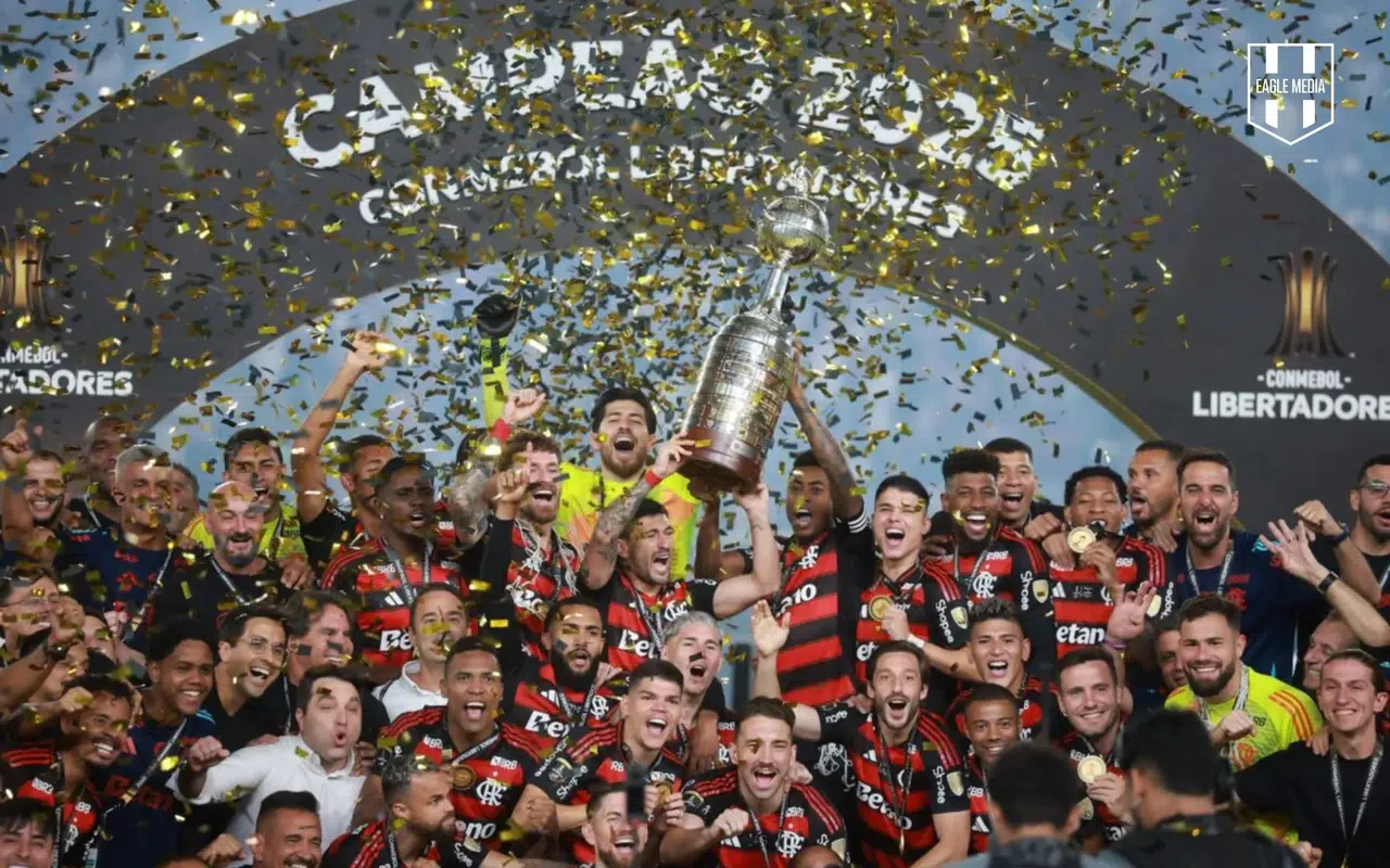 Güney Amerika'nın zirvesi belli oldu! Flamengo, Palmeiras'ı devirerek kupayı kazandı