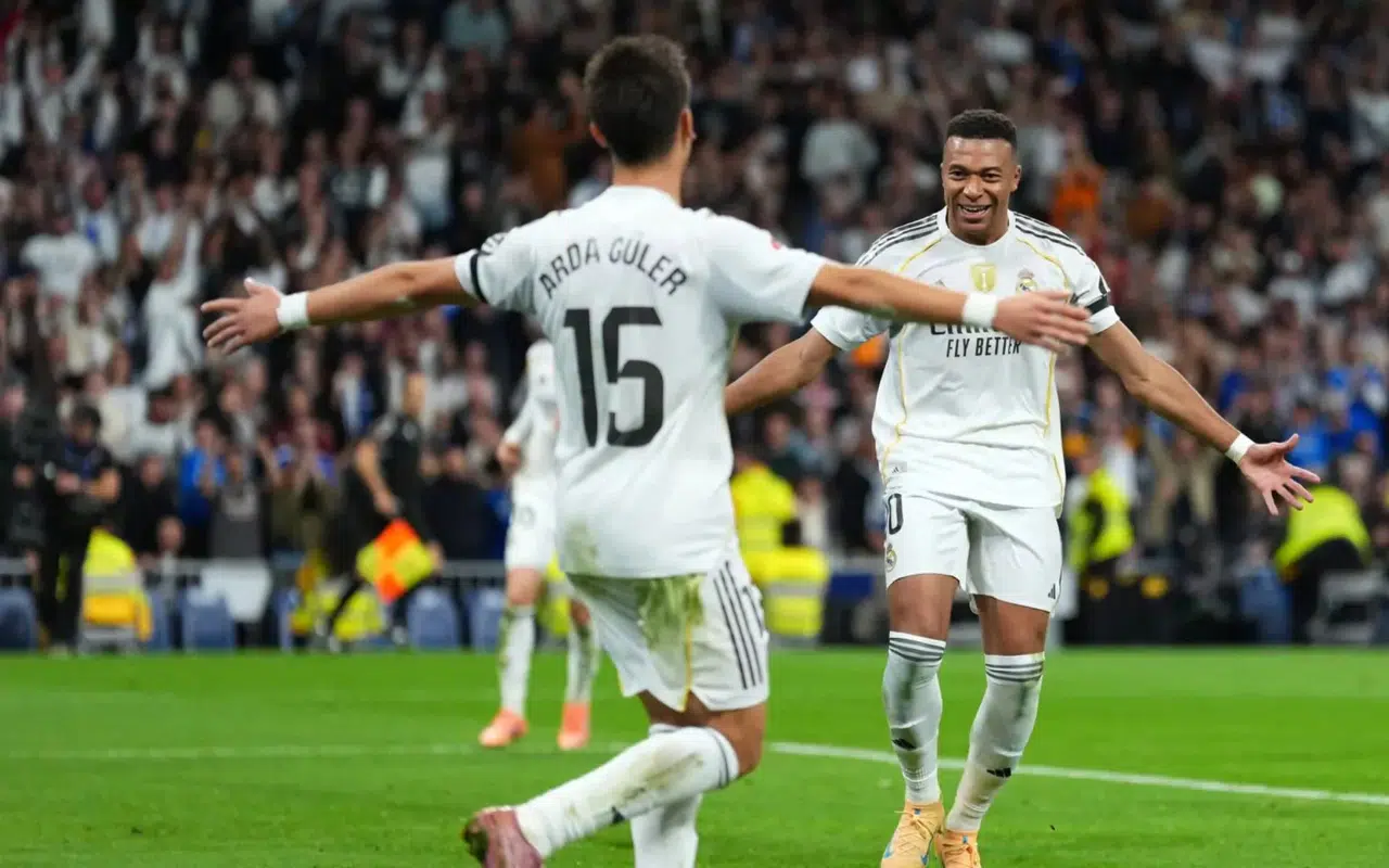 Real Madrid Santiago Bernabéu'da duvara çarptı