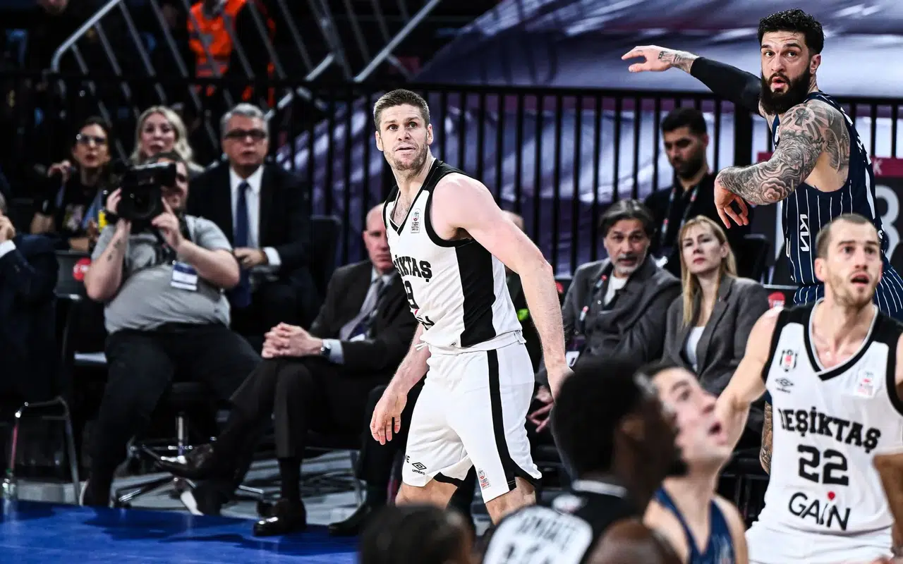 Beşiktaş’tan TBF’ye "maç aaati" başvurusu