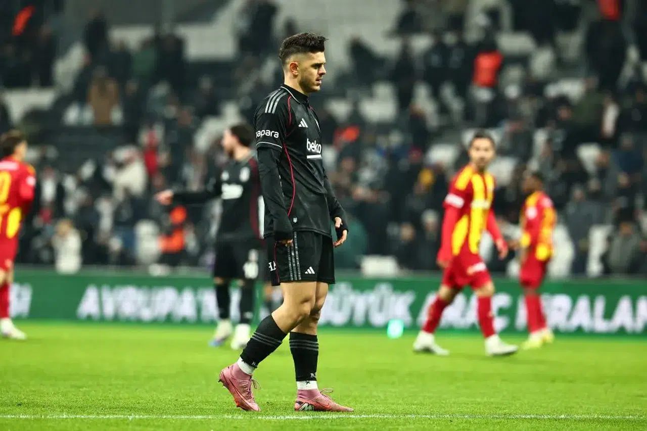 Rashica'dan eleştirilere sahada cevap