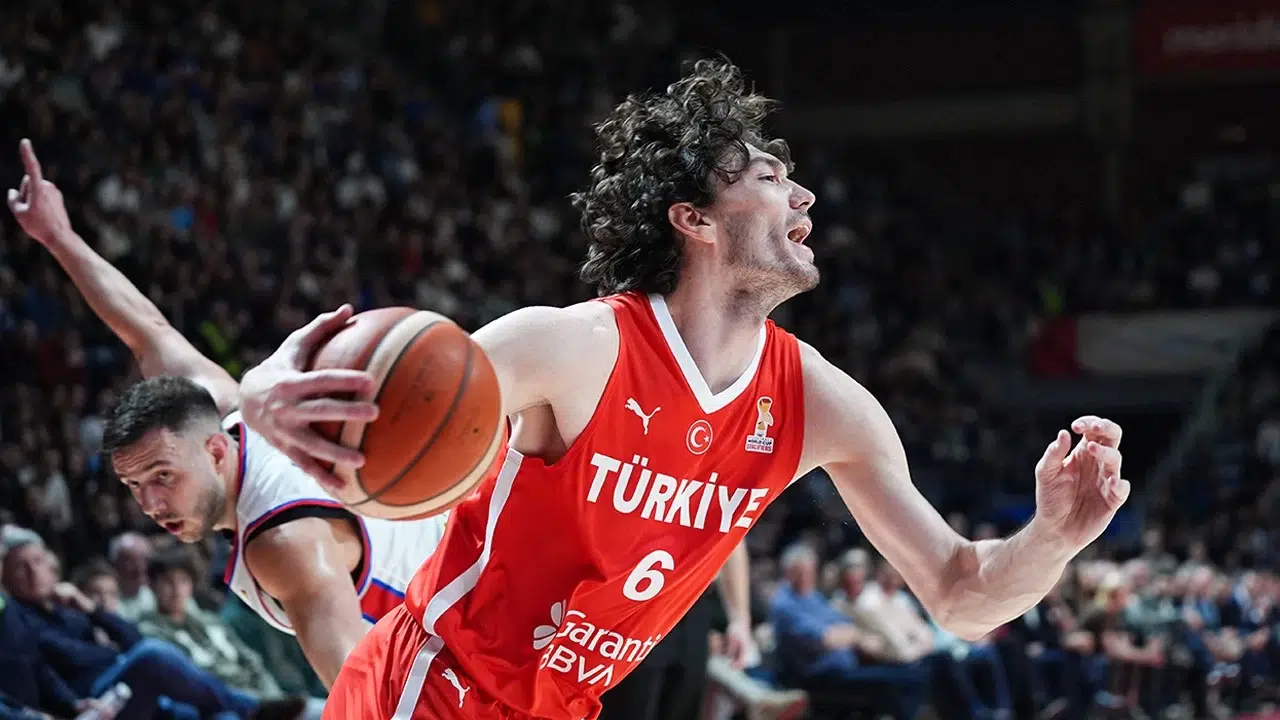 12 Dev Adam’dan Sırbistan karşısında önemli galibiyet | Sırbistan 78 - 82 Türkiye