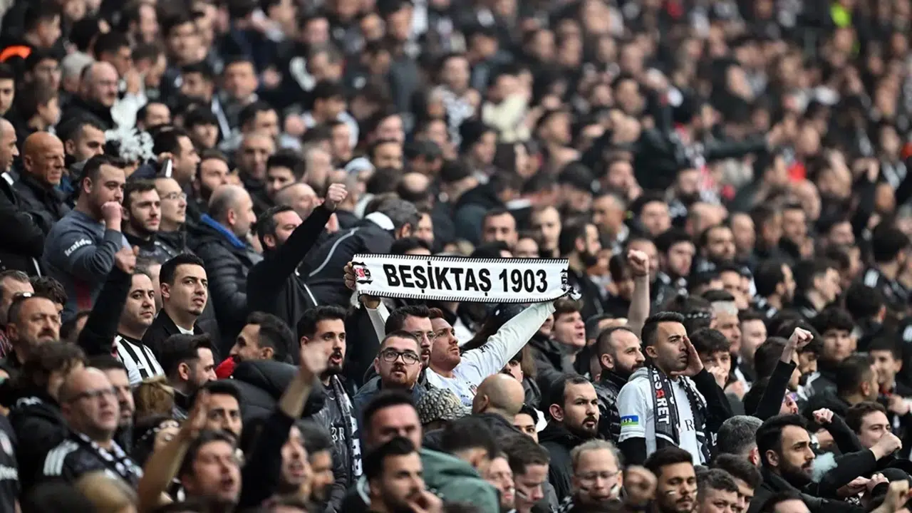 Çarşı'dan yönetimin yapmış olduğu jeste cevap!