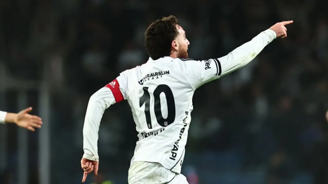 Başakşehir galibiyeti sonrası Orkun Kökçü'den maç kritiği!