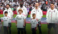 Beşiktaş Taraftarından Üç Futbolcuya Sert Tepki