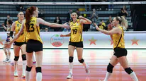 Avrupa arenasında gurur! VakıfBank sezona fırtına gibi başladı!
