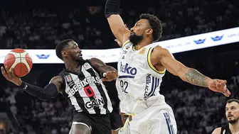 Beşiktaş GAİN Fenerbahçe Beko karşısında!