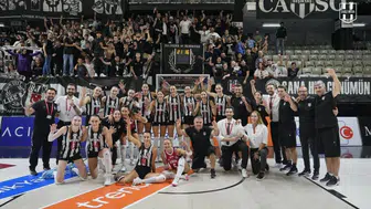 Beşiktaş kadın voleybol takımına dev destek