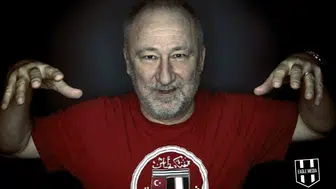 Altan Erkekli: "Beşiktaş mağlup olunca kepenkler bende iniyor"