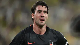 Dusan Vlahovic, Beşiktaş formasıyla Süper Lig’e güçlü giriş