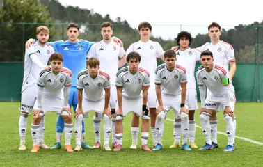 Beşiktaş U19'dan derbide Fenerbahçe'ye futbol resitali!