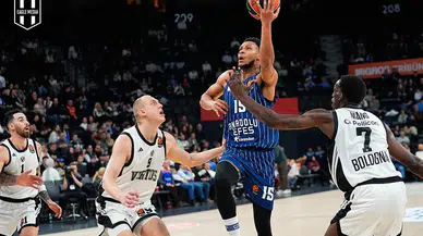 Anadolu Efes, Virtus Bologna'yı farklı yendi!