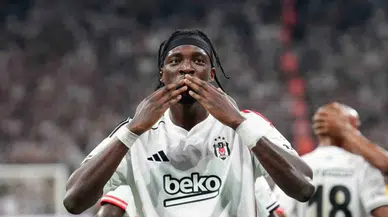 Beşiktaş’tan ayrılan yıldız oyuncu İngiltere'de golünü attı. İşte o gol