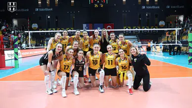 VakıfBank avrupa'da 4'te 4 peşinde
