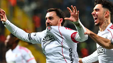 Orkun Kökçü'den kariyer rekoru!