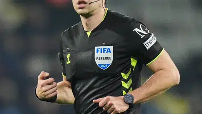 Hakan Gündoğar’dan Skandal İddia: "Sahaya Şansla Çıktı!"