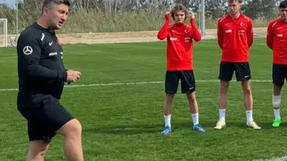 Sabri Sarıoğlu, U19 takımındaki başarısız sonuçların ardından görevinden ayrıldı mı?