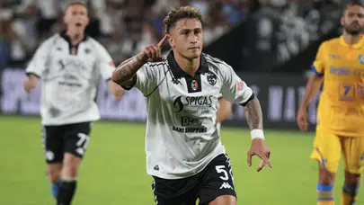 Beşiktaş’ta Orta Sahaya Yeni Hamle! Sürpriz İsim Gündemde