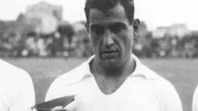 Beşiktaş'tan Baba Hakkı'ya Saygı