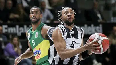 Beşiktaş Fibabanka'dan Tarihi Zafer