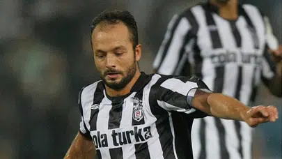 🦅 Koray Avcı: Beşiktaş'ın Gökyüzündeki Değil Sahadaki Kartalı ve Sessiz Direnişi