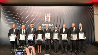 “Mazbata Töreninde Duygu Dolu Anlar! Ürkmezgil’den Birlik Vurgusu”