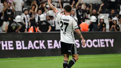 Rafa Silva, Süper Lig'de Ayın MVP'si Seçildi!