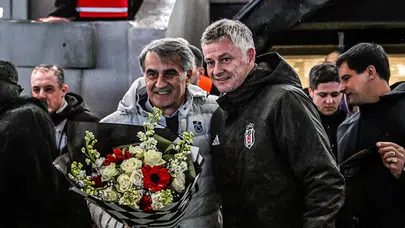 Beşiktaş'ın Eski Hocası, Tribünde Görüntülendi