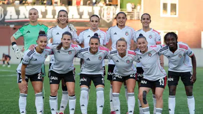 Beşiktaş Kadın Futbol Takımında milli heyecan!