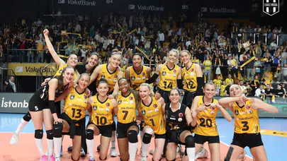 Sultanlar Ligi'nde VakıfBank durdurulamıyor